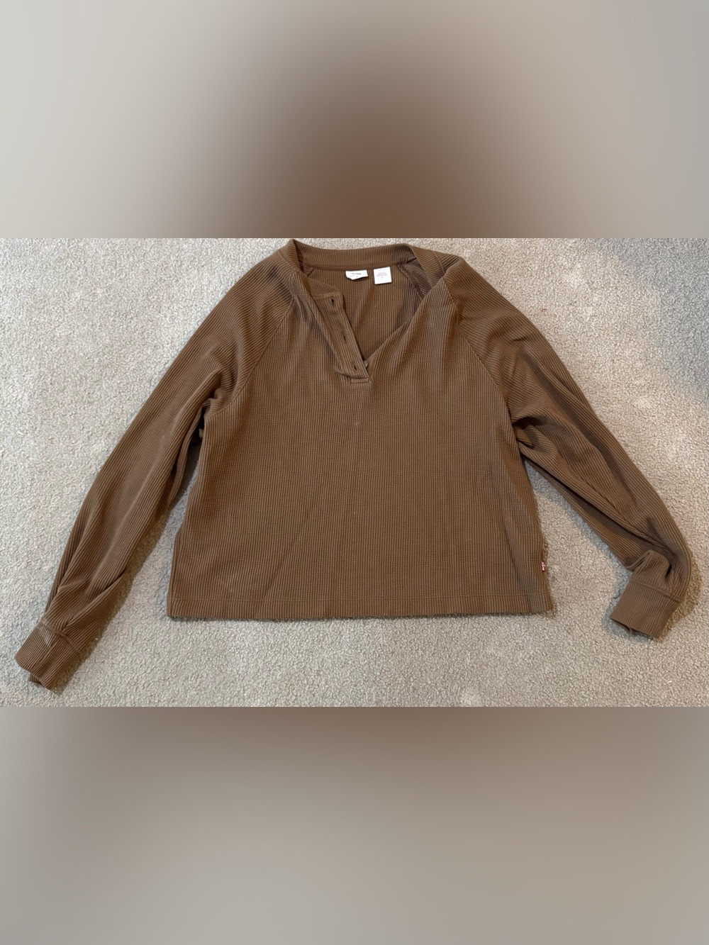Levi’s Brown Waffle Knit Henley Long Sleeve Top Size Medium